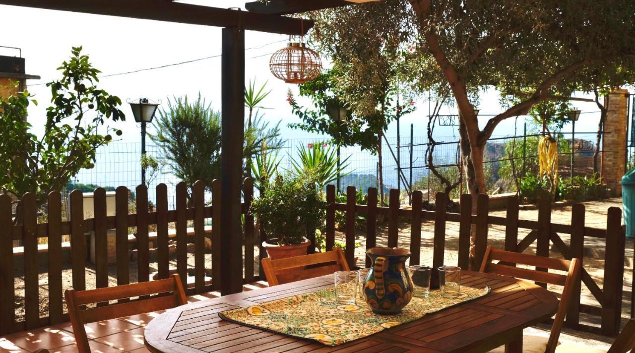 Casa Vacanze Marale Castelmola Bagian luar foto