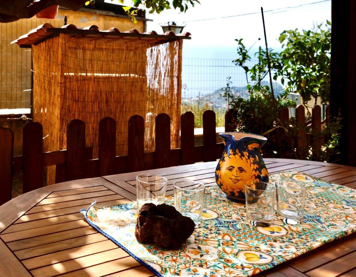 Casa Vacanze Marale Castelmola Bagian luar foto