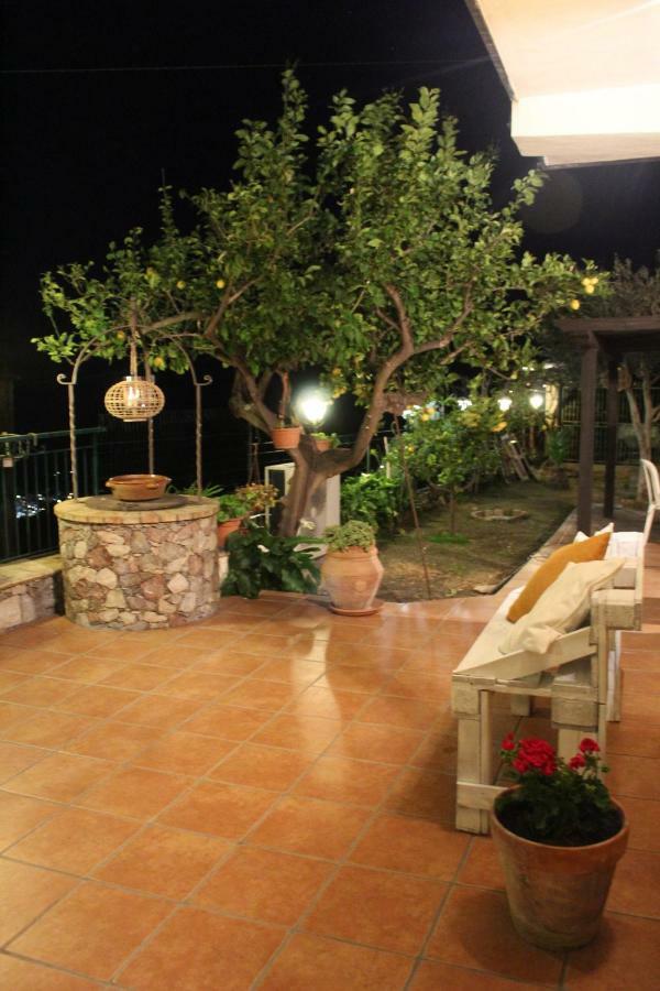Casa Vacanze Marale Castelmola Bagian luar foto